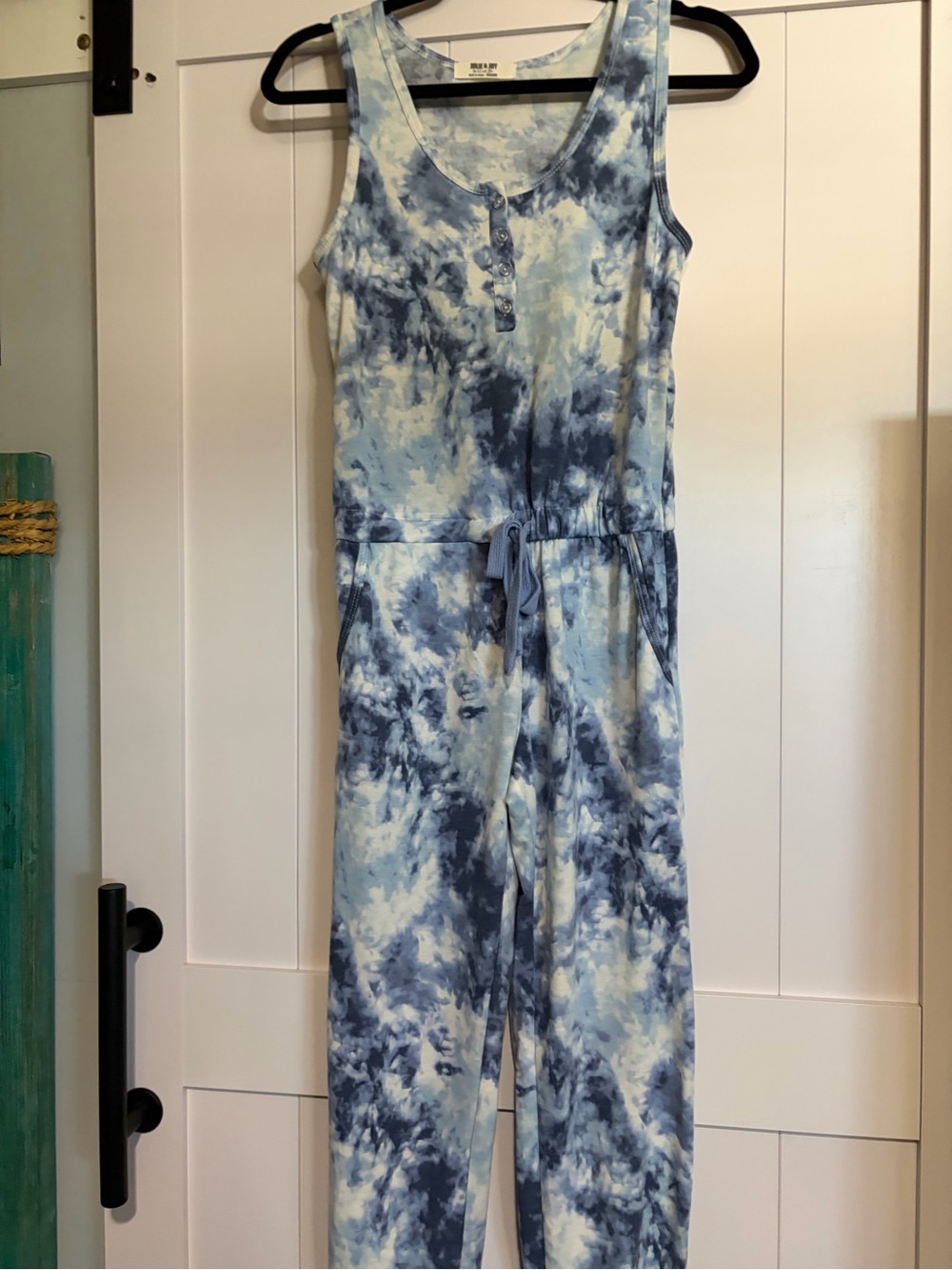 Jolie & joy Women’s Blue Tie-Dye Sleeveless Jumpsuit